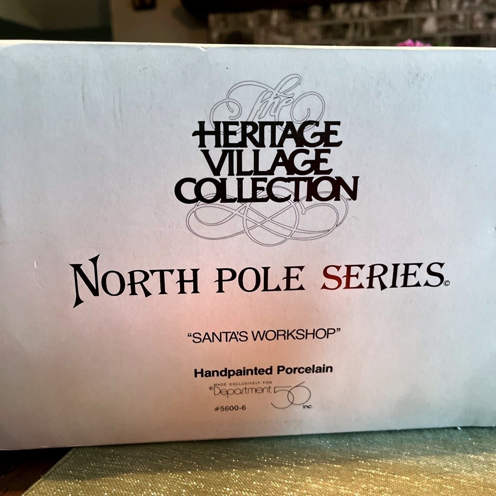 Dept 56 NORTH POLE SERIES - Santa's workshop - #56006 w/BOX - Picture 8 of 10